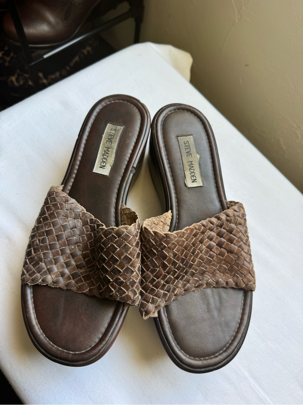Y2K 2000s Steve Madden Brown woven platform slides Y2K boho vibe 🤎 Size 8/8.5 - Picture 5 of 6